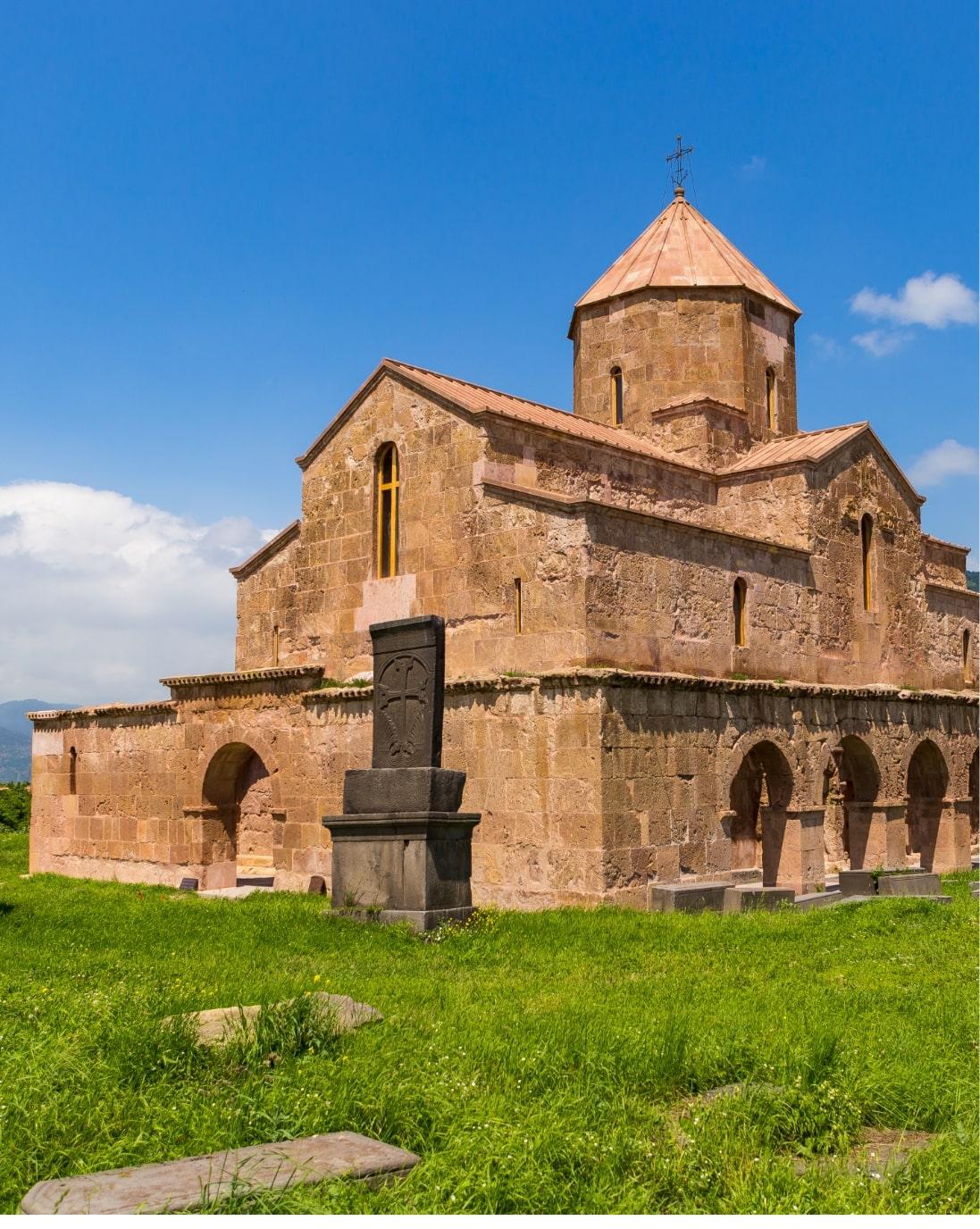 Armenia_Travel_Website_Architecture_29-min